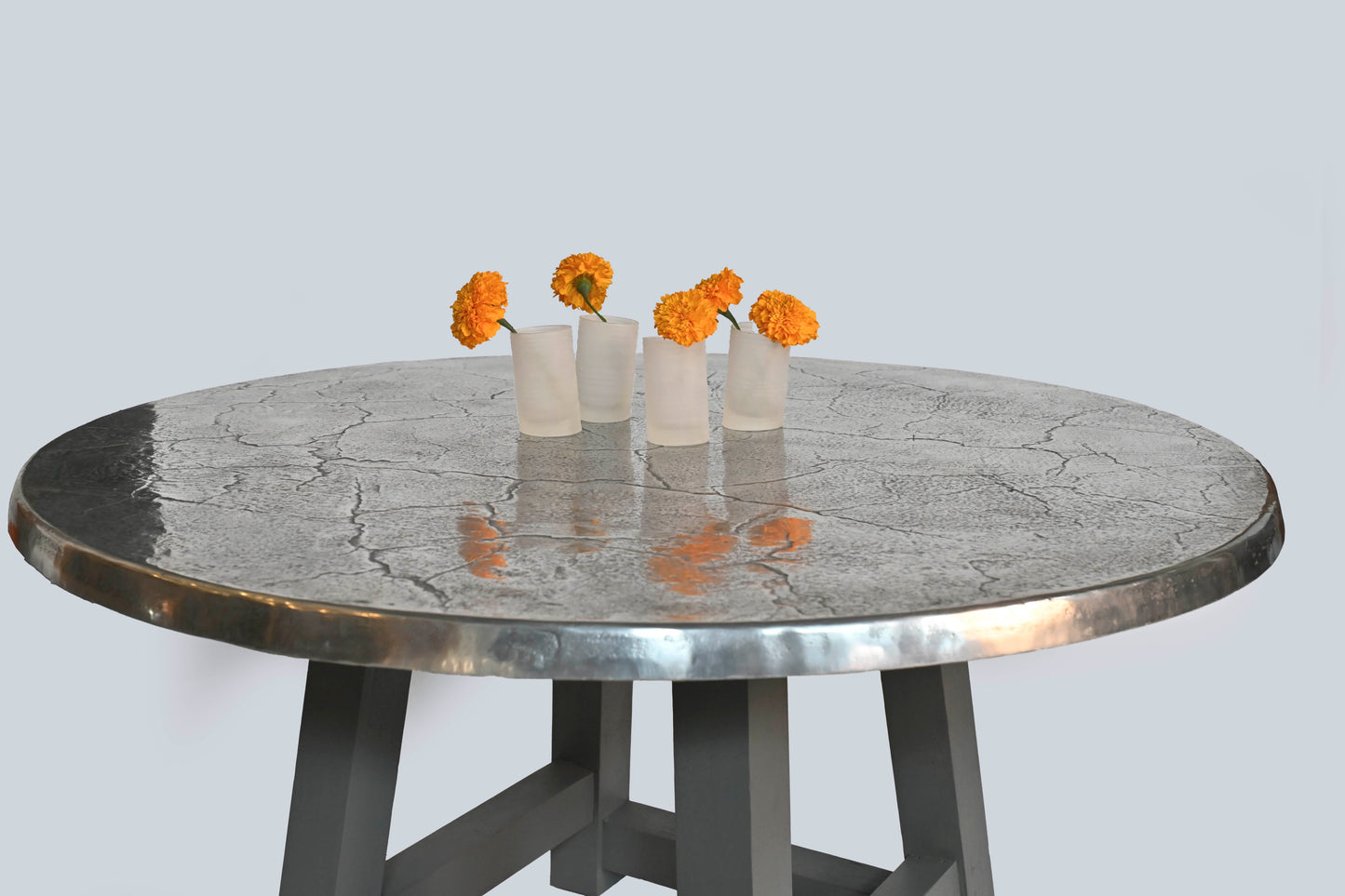 MOONTOP METAL TABLE