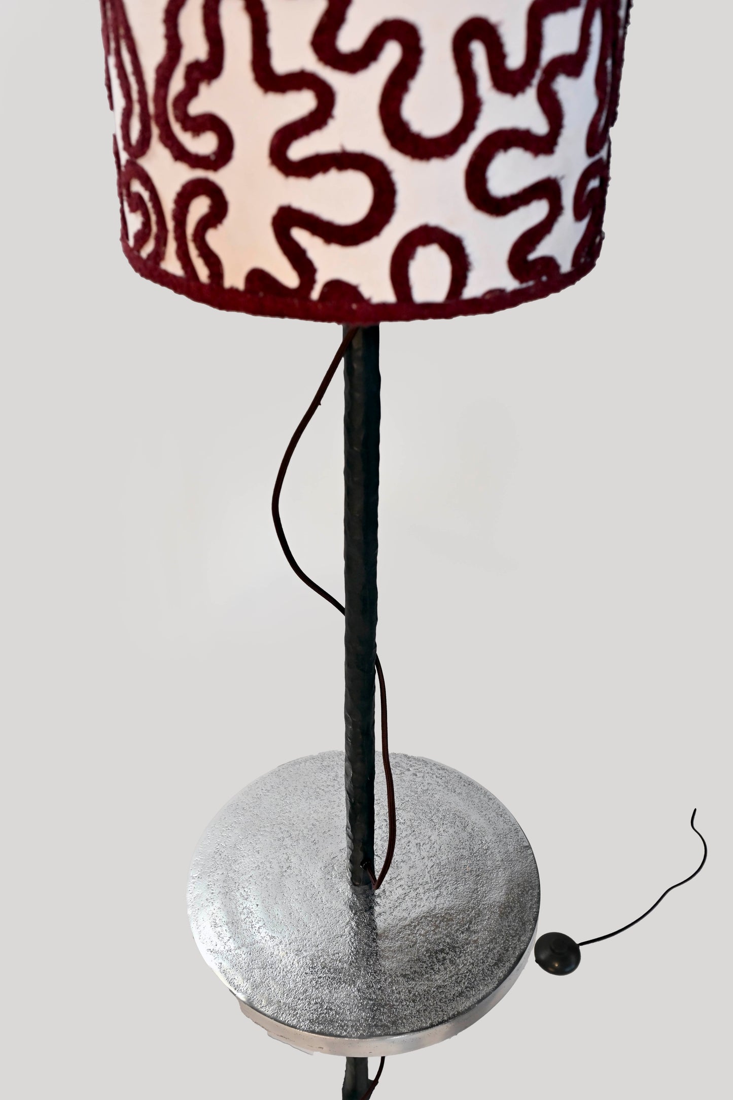 MUMBAI FLOOR LAMP WITH PEDESTAL